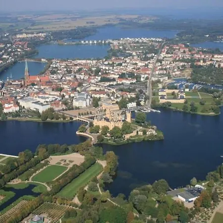 公寓 Park Am Schweriner See, 什未林